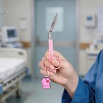 Personalized Nurse Uniform Lightweight Portable Bandage Scissors with Name Nurses' Day Graduation Gift for Nurses Veterinarians Medical Students