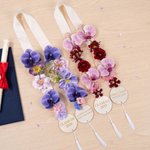 Etole de graduation florale personnalisée Class of 2026 Lei Sash avec texte et année Accessoires pour la cérémonie de graduation Cadeau de graduation pour les gradués