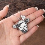 Gepersonaliseerde Western Koe hoofd stenen ketting met initiaal hanger prachtige sieraden verjaardagscadeau voor cowgirl Western liefhebber