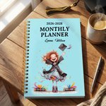 Personlig tecknad Graduate Girl 2026-2028 Planner Spiral A5 Anteckningsbok med år och namn Graduation Födelsedagspresent för akademiker