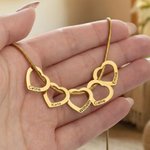 Personalisierte Herzanhänger-Halskette mit 1–12 eingravierten Namen | Familienschmuck | Muttertag Geburtstag Jahrestag Geschenk für Frauen Mama Oma