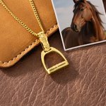 Personalisierte Steigbügel-Halskette mit Namen- und Text-Gravur | Siegel-Funktion | Reitsport-Schmuck | Jahrestag Geburtstag Geschenk für Reiterinnen