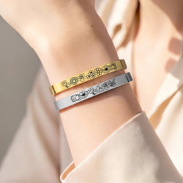 Bracelet manchette réglable avec message gravé 1-15 fleurs de naissance, personnalisé et multicolore, à porter au quotidien Cadeau de fête des mères pour la famille et les amis