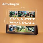 Gepersonaliseerde voetbal acryl LED lamp met 6 foto’s tekst en houten basis – cadeau voor coaches en sportliefhebbers