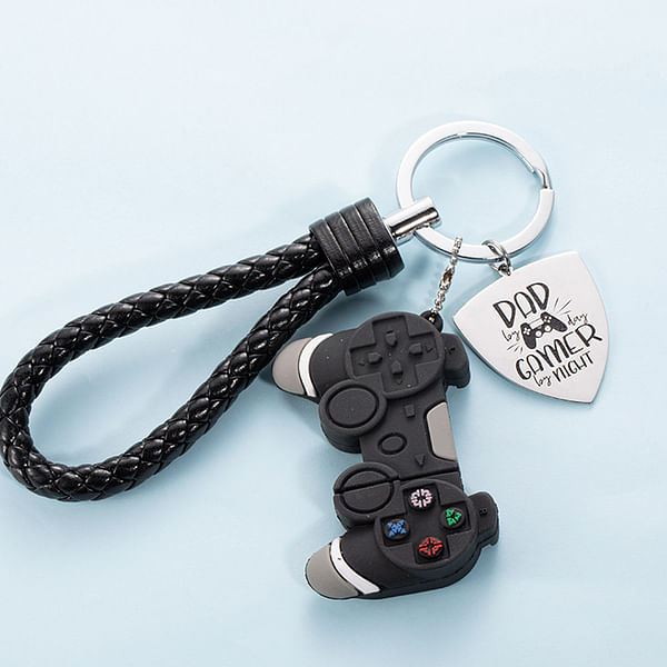 Personalized Gaming Controller Udisk Keychain for Dad