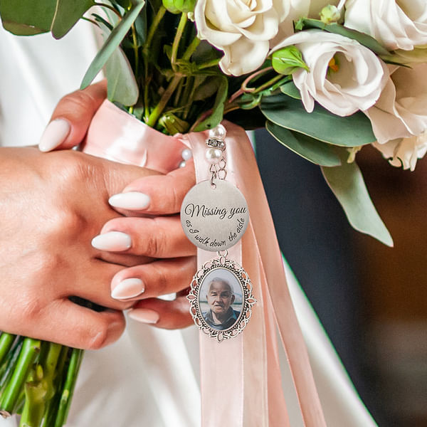 Maid Of Honour Bouquet Charm - Here With Me On My Special Day Quote In Sparkling Diamanté
